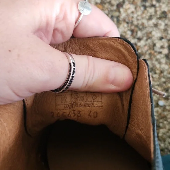 Josef Seibel Black Leather Shoes, Size 40 - Picture 5 of 8